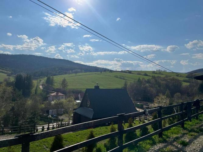 Szare Domki Z Widokiem Zmigrod Nowy Rom bilde